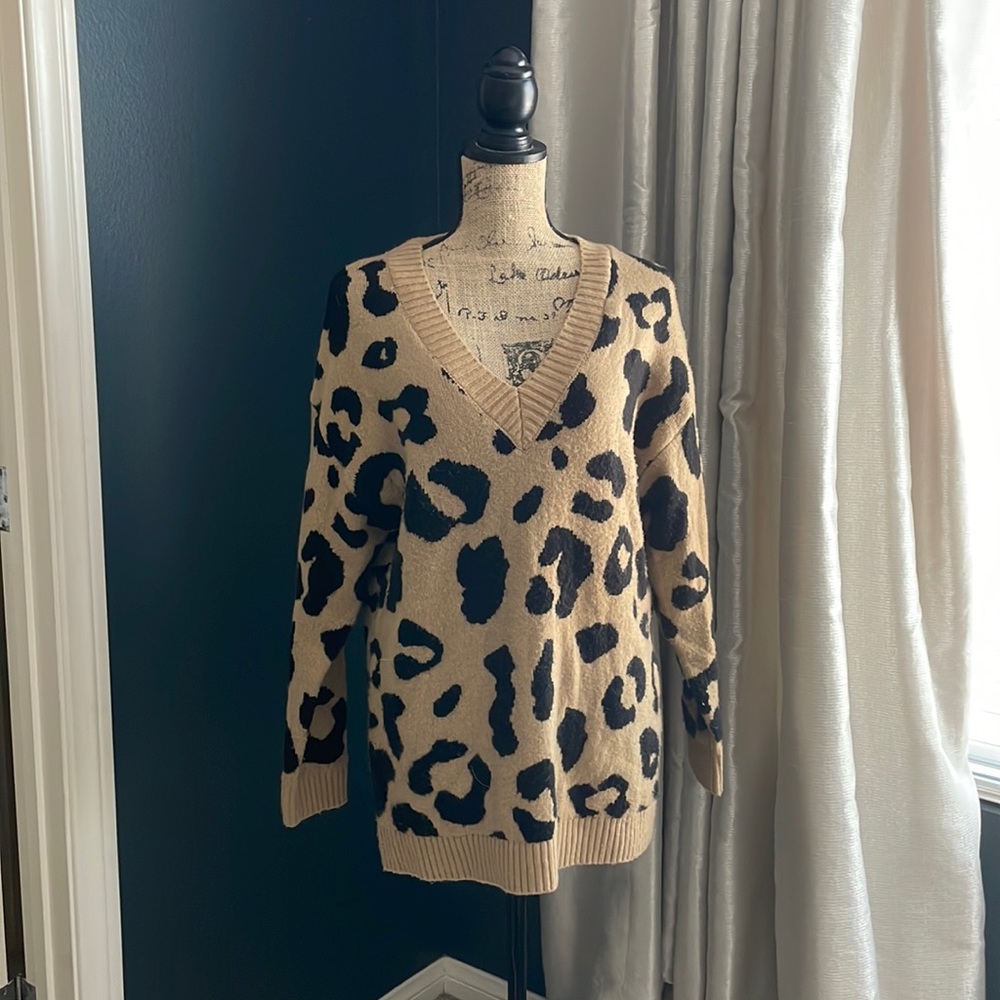 Cheetah Print Sweater Size Small